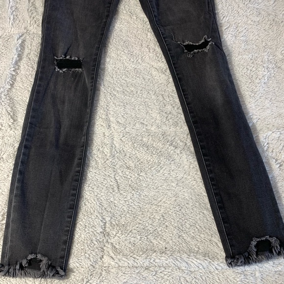 Refuge distressed jeans. - Picture 3 of 5